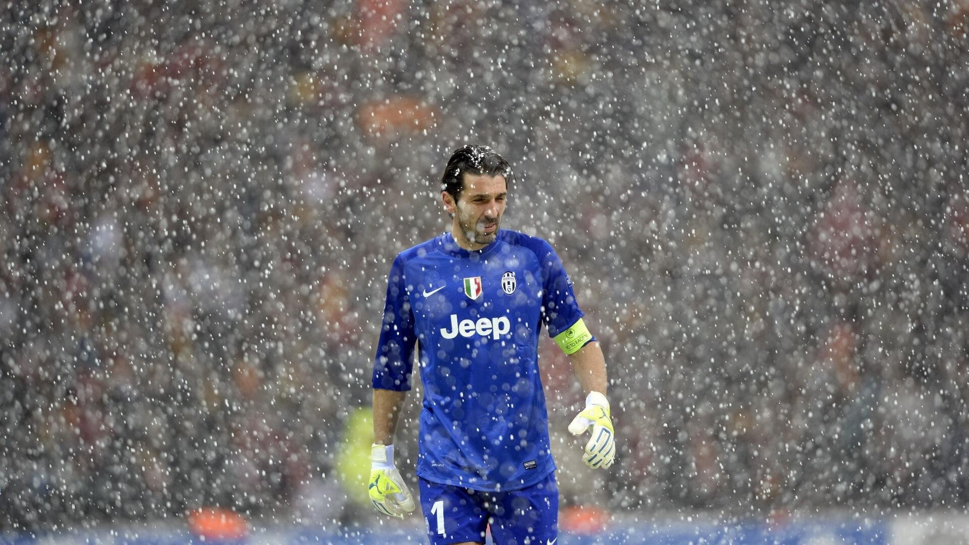 哥伦比亚全面压制巴黎，当南美狂潮在法兰西体育场掀起革命