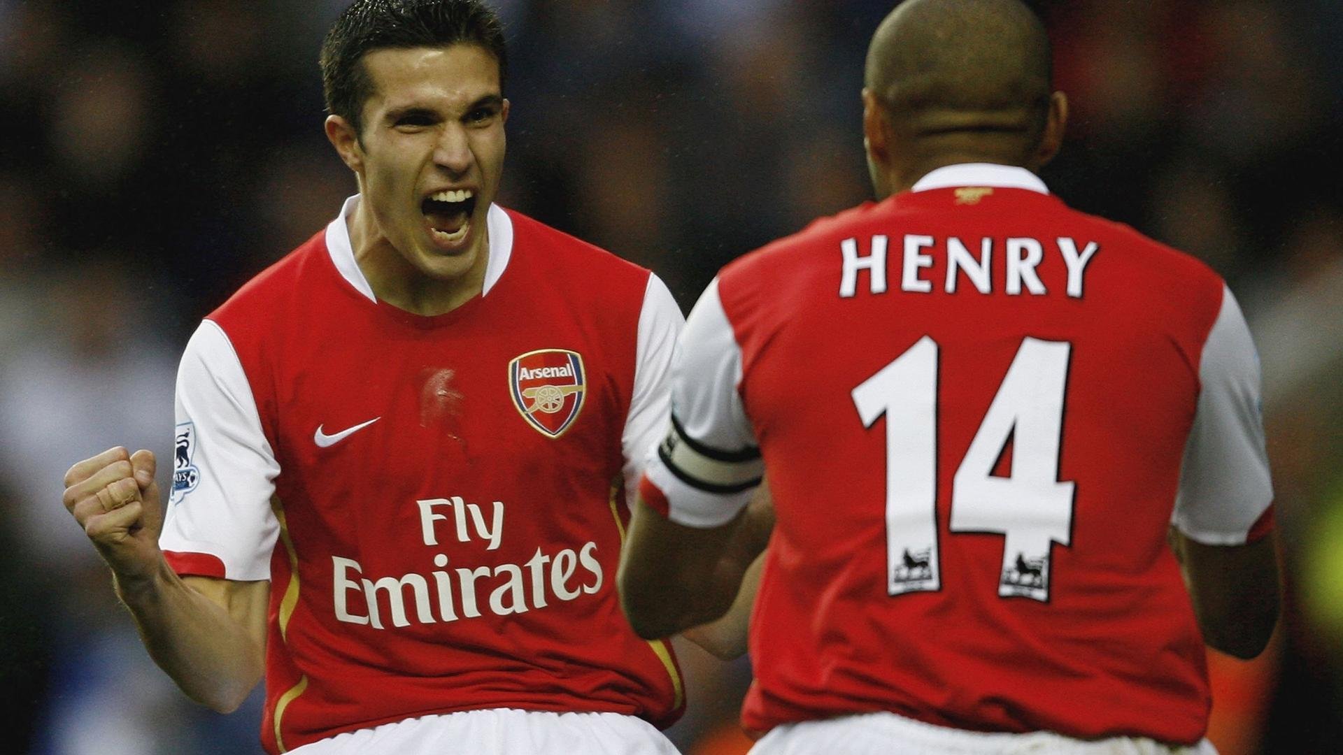 皇家社会强行终结波兰,孔德关键战不手软,一场现代足球的外科手术